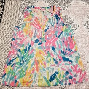 Lilly Essie top. EUC/VGUC. Size L.